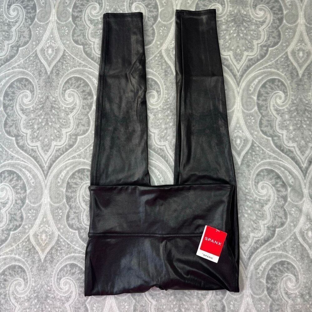 Womens NWT Spanx Faux Leather Leggings